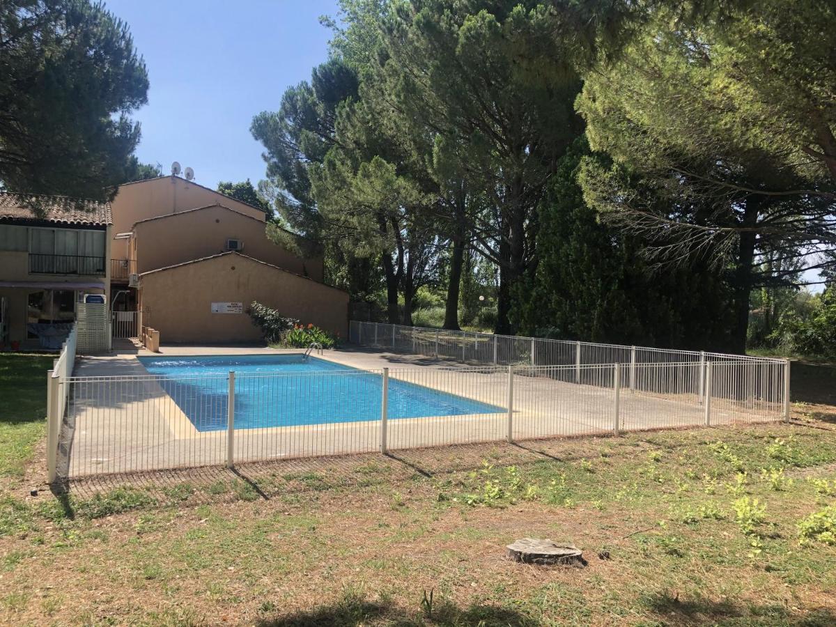 Appartement 239 Les Salicornes 阿爾勒 外观 照片