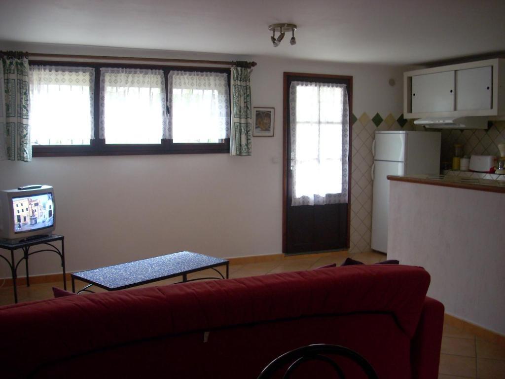 Appartement 239 Les Salicornes 阿爾勒 外观 照片
